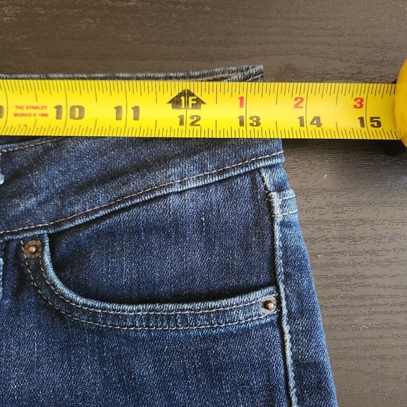 Levis 711 Skinny Jeans Dark Wash Square Pockets Stretchy Mid Rise Womens Size 24 - Picture 7 of 10